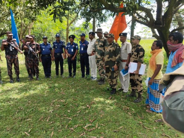 পদ্মায় উদ্ধার হওয়া দু'দিন পর ভারতীয় নাগরিকের মরদেহ হস্তান্তর